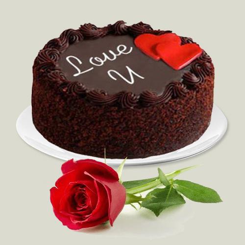 Finest Chocolate Mud Love Cake N Single Red Rose Combo