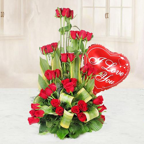 Red Roses with a Heart Shape Balloon Combo