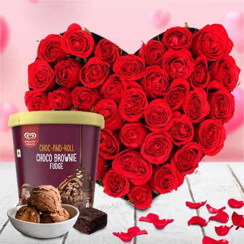 Impressive 50 Rose Love Bouquet with Kwality Walls Brownie Fudge Ice Cream Tub