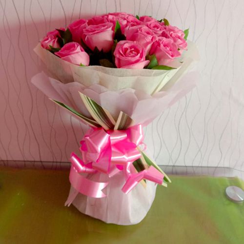 Magnificent Pink Roses Bouquet