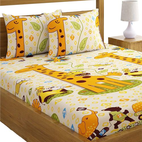 Magnificent Giraffe Print Double Bed Sheet N Pillow Cover Duo